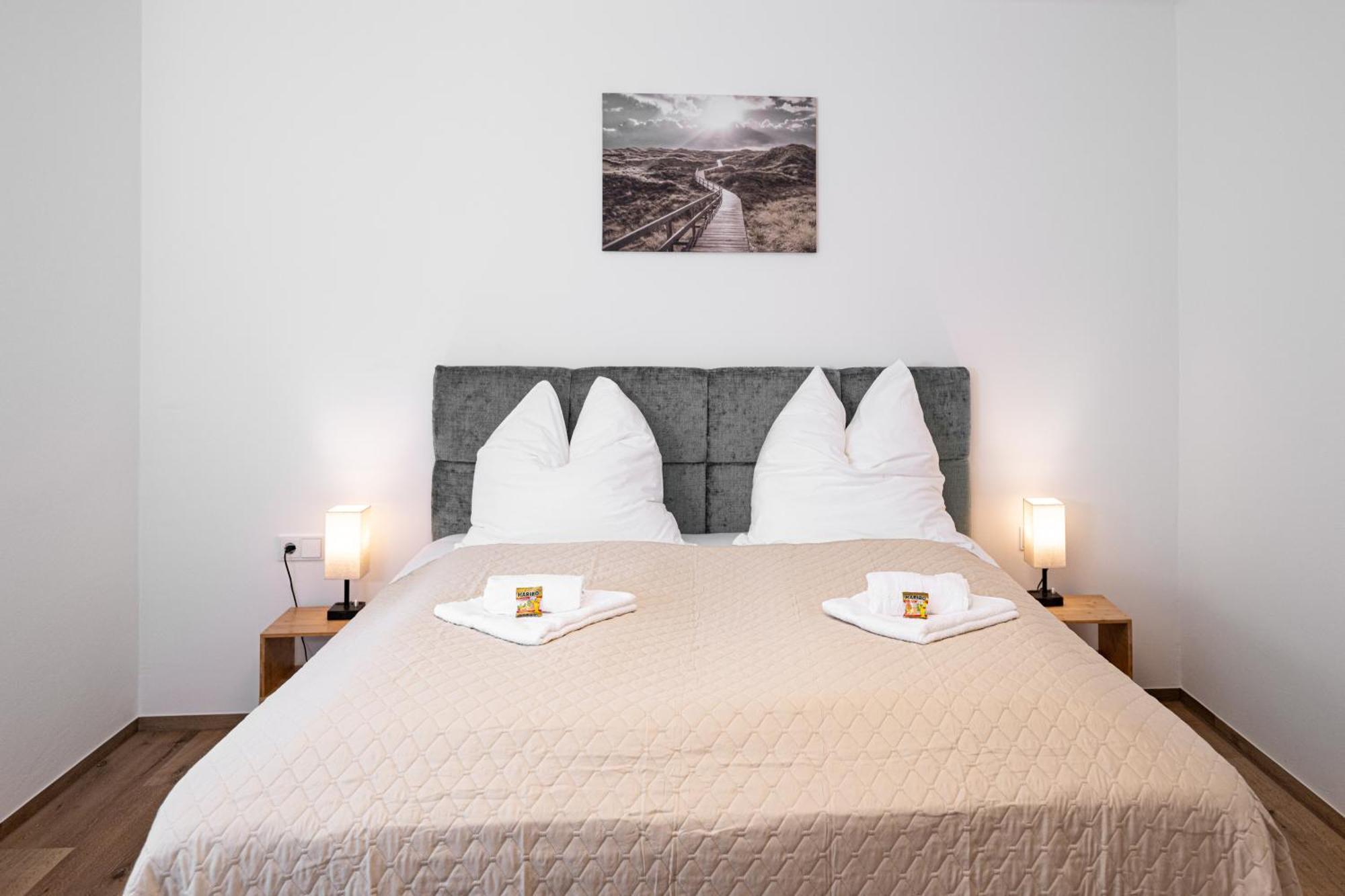 Luxury Sedda Bed, Nespresso, Netflix Apartment Linz Exterior photo